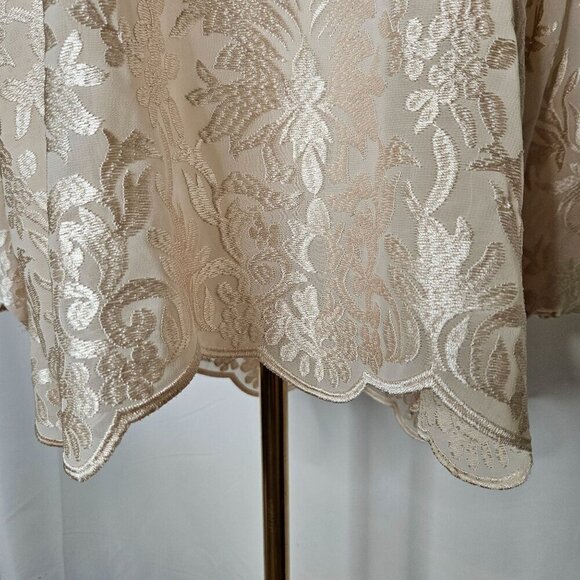 Soft Surroundings Small Floral Embroidered Jacquard Blouse Ivory Semi Sheer EUC! - Picture 6 of 12